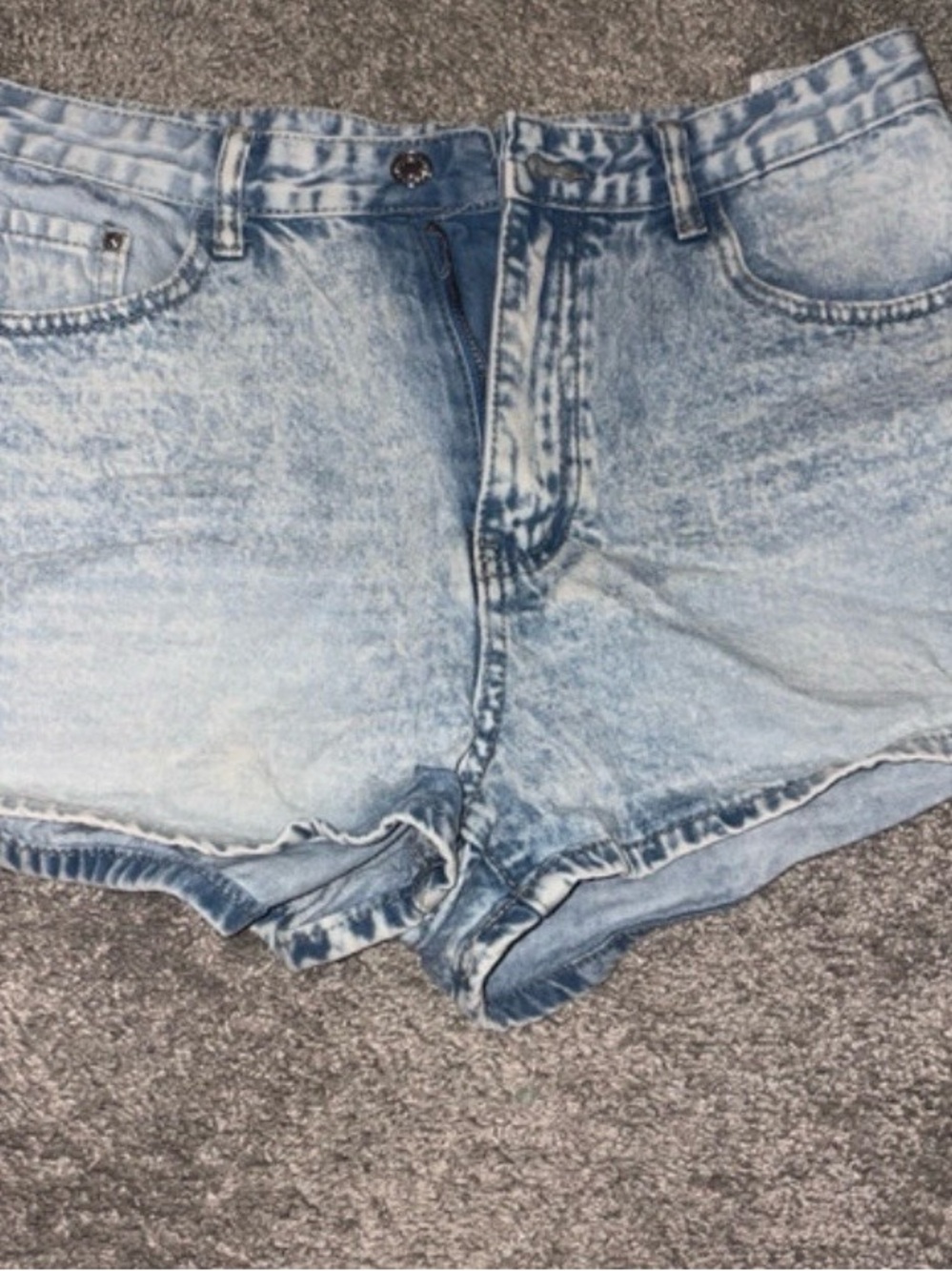 SHEIN Light Blue Acid Wash Denim Shorts